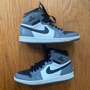 NIKE AIR JORDAN 1 MID CEMENT GREY SNEAKER SIZE 8 GOOD CONDITION VERY MINOR FLAWS
